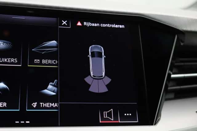 Audi Q4 e-tron (2023) thumbnail 33