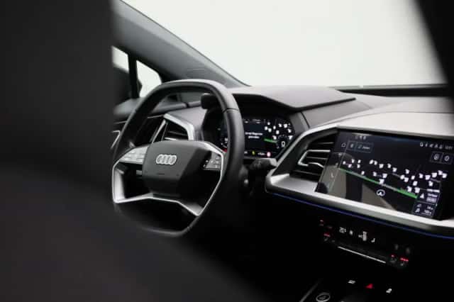 Audi Q4 e-tron (2023) thumbnail 39