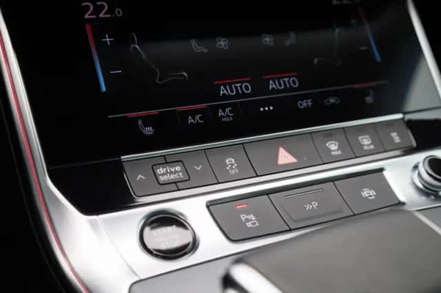 Audi A7 (2024) thumbnail 24