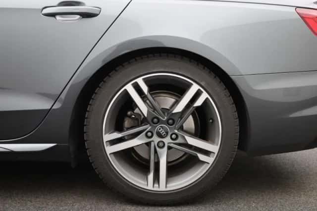 Audi A4 (2024) thumbnail 13