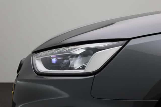 Audi A4 (2024) thumbnail 16