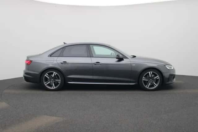 Audi A4 (2024) thumbnail 6