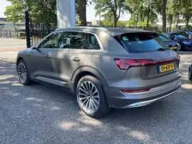Audi e-tron thumbnail 7