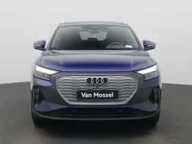 Audi Q4 e-tron thumbnail 2