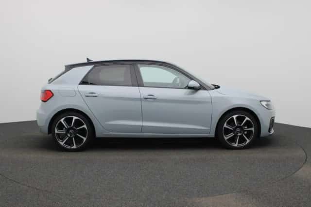 Audi A1 (2025) thumbnail 6