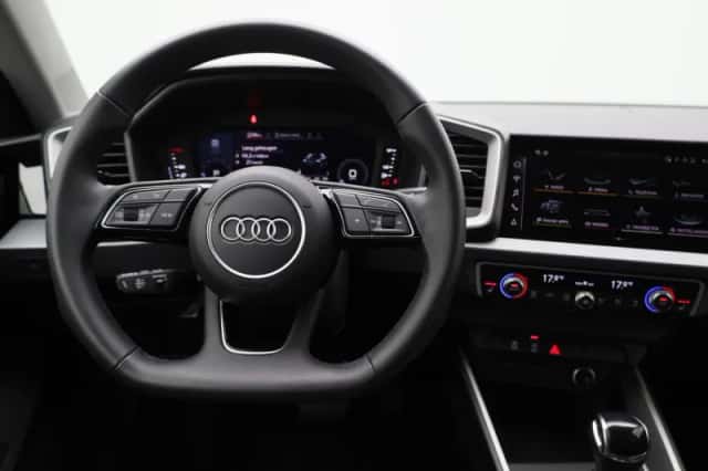 Audi A1 (2025) thumbnail 7