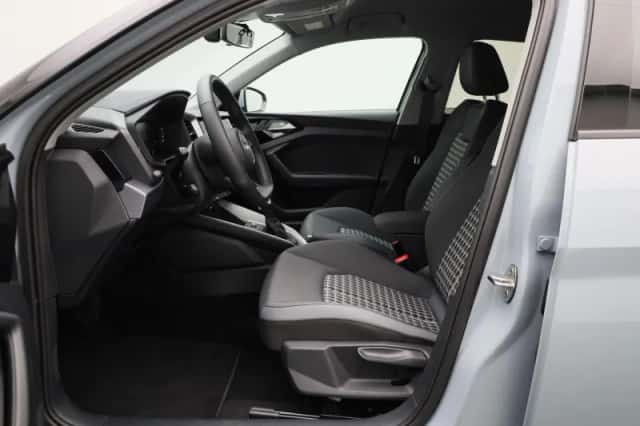 Audi A1 (2025) thumbnail 9