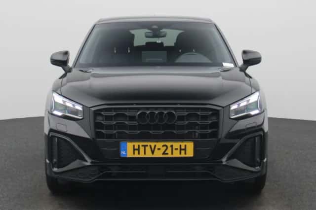 Audi Q2 (2025) thumbnail 2