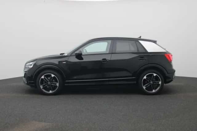 Audi Q2 (2025) thumbnail 4