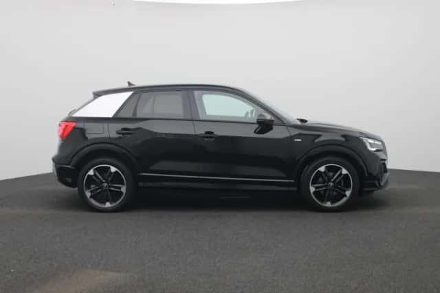 Audi Q2 (2025) thumbnail 6