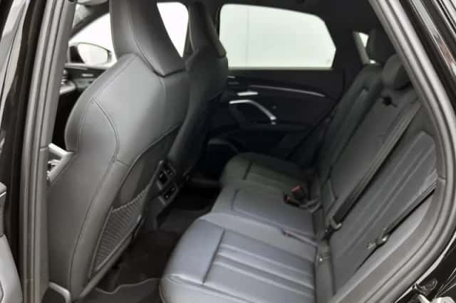 Audi Q5 (2026) thumbnail 23