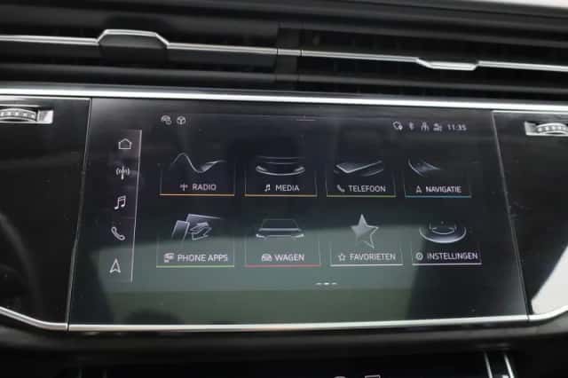 Audi Q8 (2023) thumbnail 32