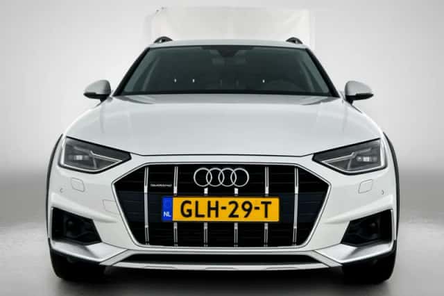 Audi A4 (2020) thumbnail 5