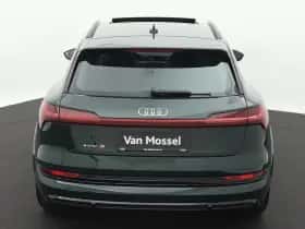 Audi e-tron thumbnail 5
