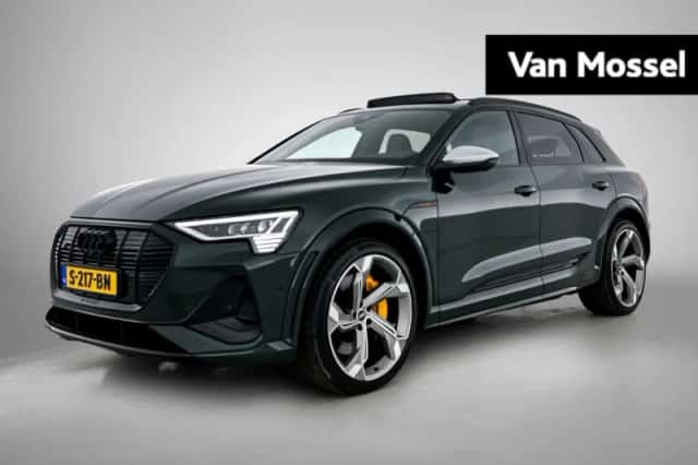 Audi e-tron (2022) thumbnail 1