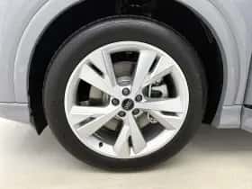 Audi Q4 thumbnail 8