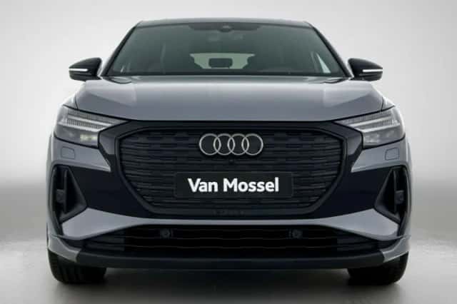 Audi Q4 (2026) thumbnail 2