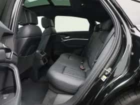 Audi Q8 thumbnail 12