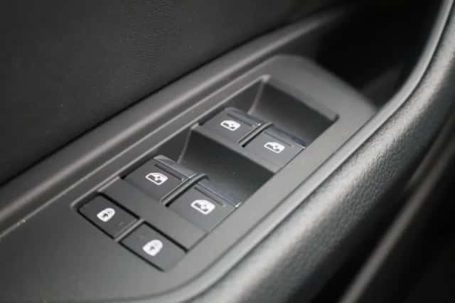 Audi Q8 (2025) thumbnail 37