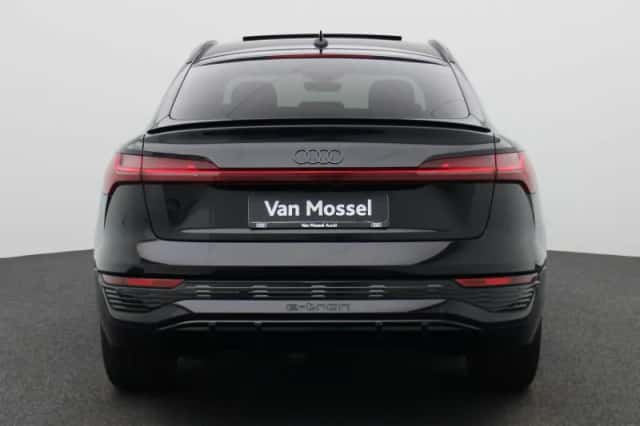 Audi Q8 (2025) thumbnail 5