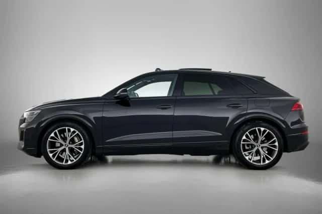 Audi Q8 (2025) thumbnail 3