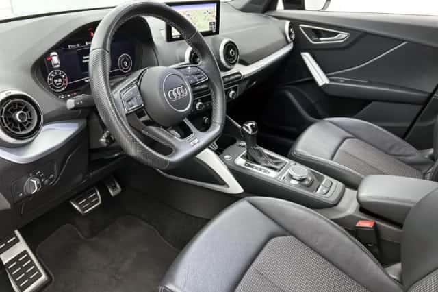Audi Q2 (2022) thumbnail 12