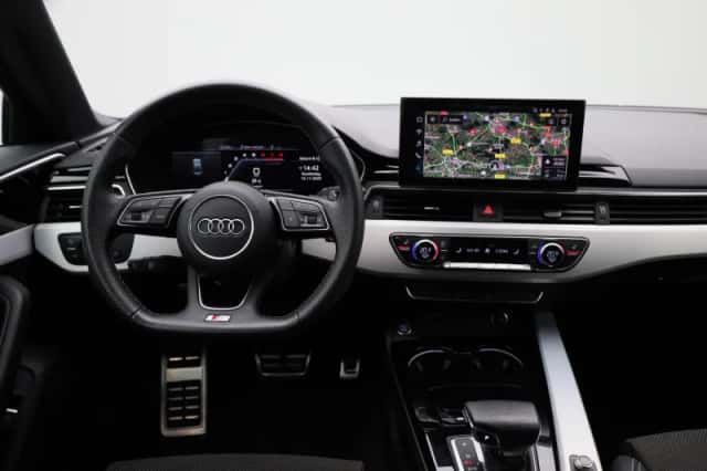 Audi A4 (2023) thumbnail 7