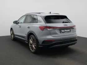 Audi Q4 e-tron thumbnail 3