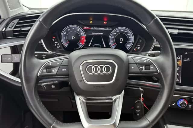 Audi Q3 (2023) thumbnail 14