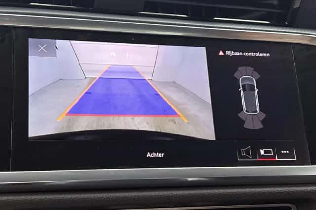 Audi Q3 (2023) thumbnail 17