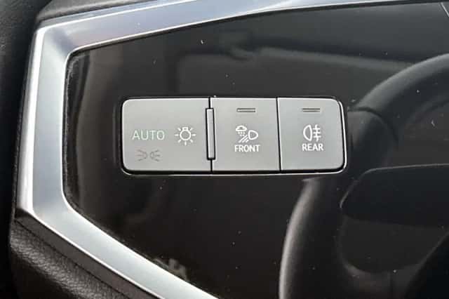 Audi Q3 (2023) thumbnail 28