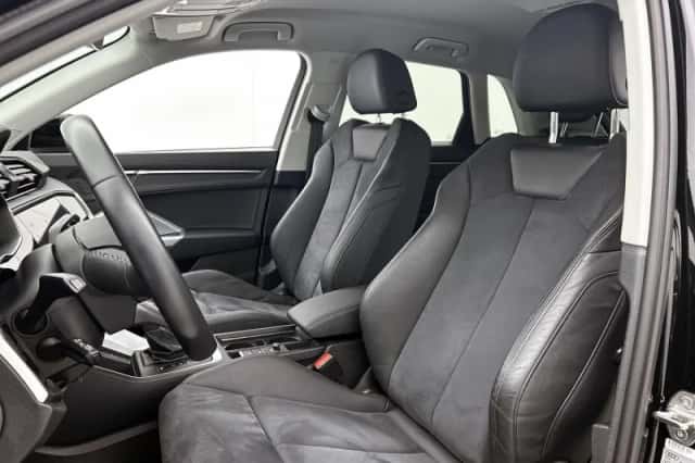 Audi Q3 (2023) thumbnail 10