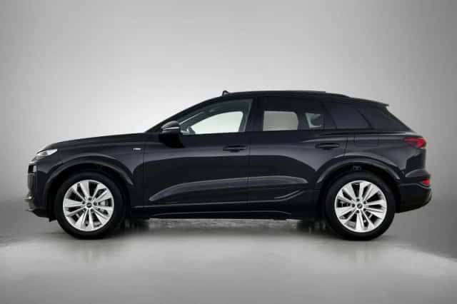 Audi Q6 e-tron (2025) thumbnail 2