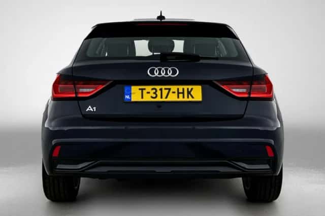 Audi A1 (2021) thumbnail 4