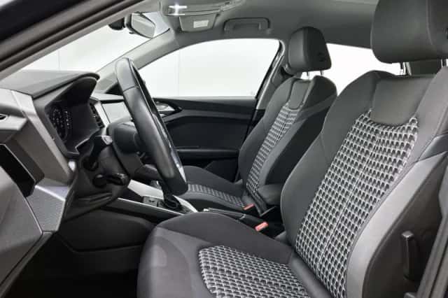 Audi A1 (2021) thumbnail 9