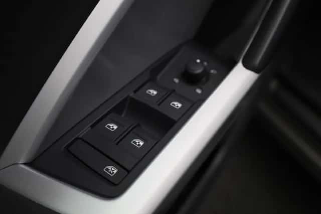Audi Q3 (2022) thumbnail 29
