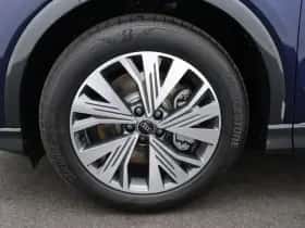 Audi Q4 e-tron thumbnail 11