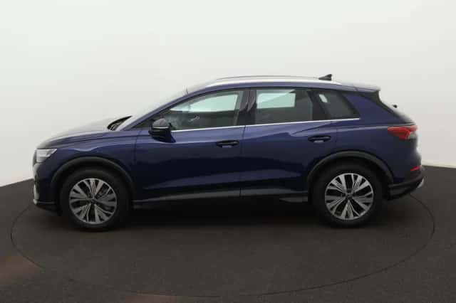 Audi Q4 e-tron (2025) thumbnail 3