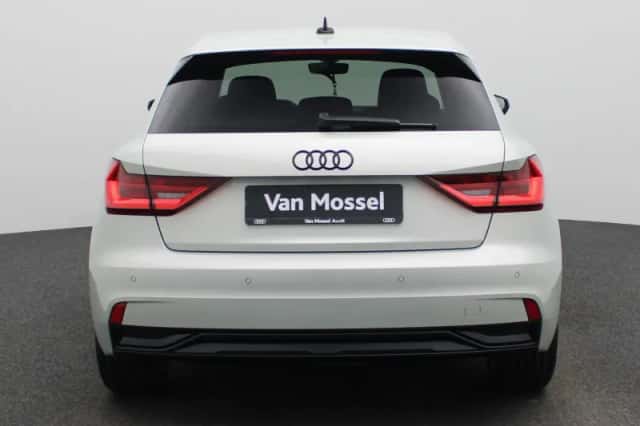 Audi A1 (2025) thumbnail 5