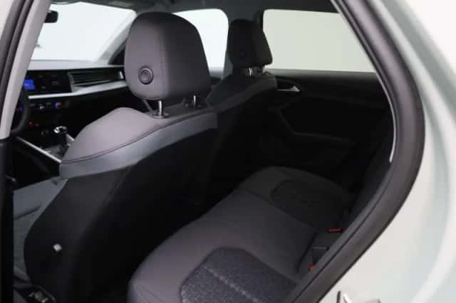 Audi A1 (2025) thumbnail 9