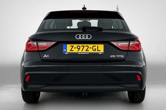 Audi A1 (2024) thumbnail 4