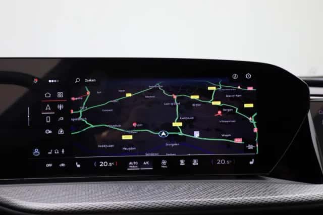 Audi Q5 (2025) thumbnail 18