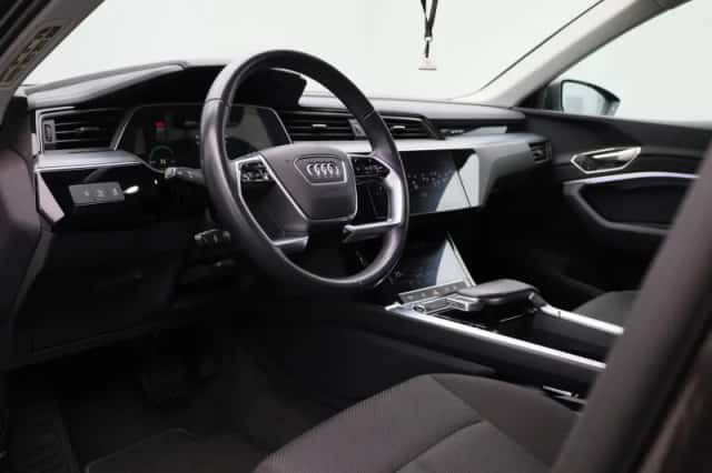 Audi Q8 e-tron (2023) thumbnail 34