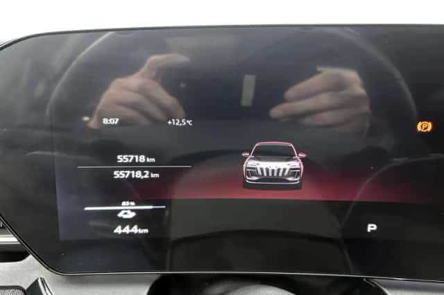 Audi Q6 e-tron (2025) thumbnail 16
