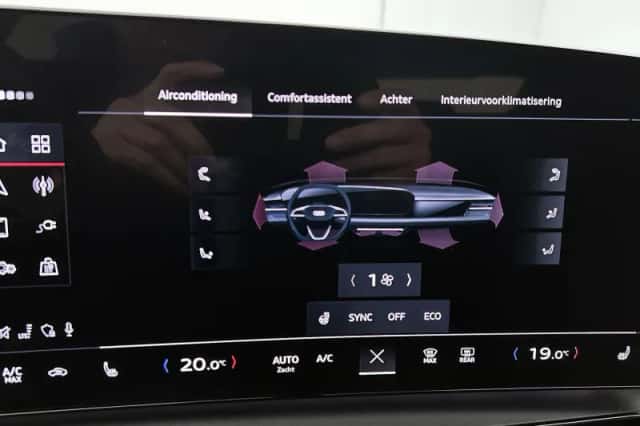 Audi Q6 e-tron (2025) thumbnail 26