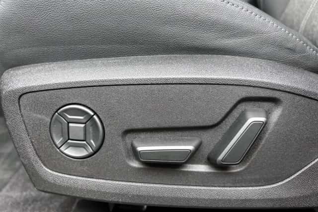 Audi Q6 e-tron (2025) thumbnail 27
