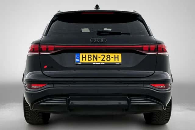 Audi Q6 e-tron (2025) thumbnail 4