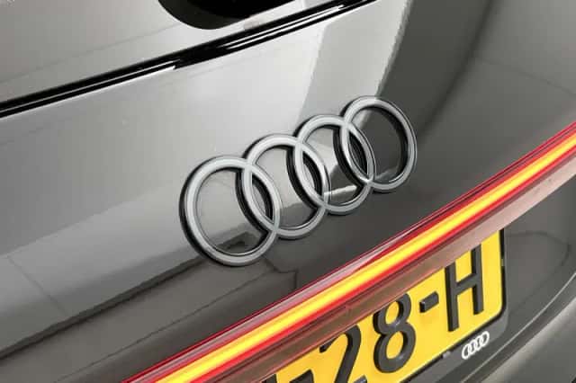 Audi Q6 e-tron (2025) thumbnail 8