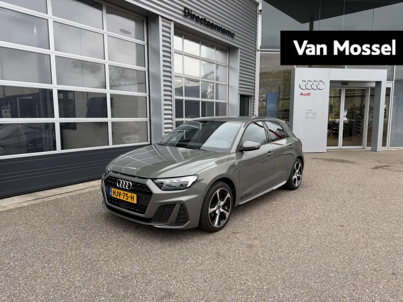 Audi A1 (2025) — foto 1