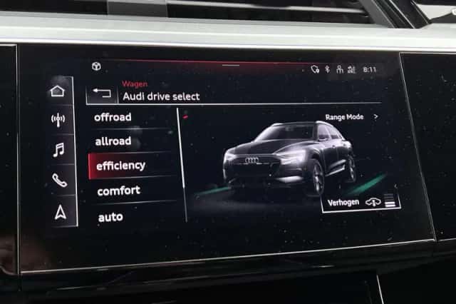 Audi Q8 e-tron (2023) thumbnail 12